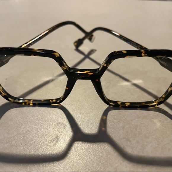 Brand new Anne Valentine tortoise shell frames - Picture 3 of 3